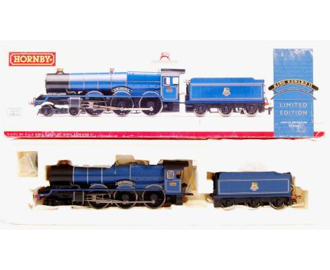 A Hornby boxed 00 Gauge model railway train set locomotive engine No. R3102 BR 4-6-0 King Class Locomotive King Edward II DCC