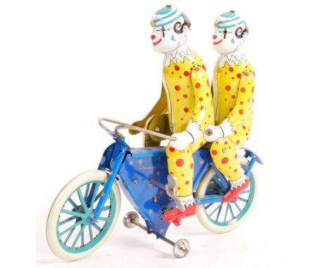 A antique vintage style contemporary DBS&nbsp;Düsseldorfer Blechspielwaren made clockwork tinplate windup toy The Two Tin Tan