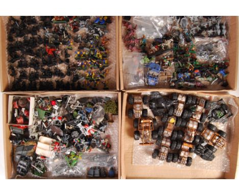 Warhammer - a large collection of assorted Games Workshop / Citadel Warhammer tabletop war gaming figures, vehicles and acces