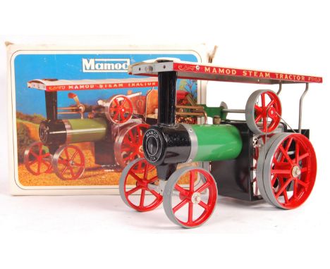 An original vintage Mamod boxed live steam model TE1A Traction Engine complete in original box with liquid fuel burner and tu