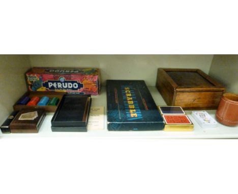 Various games: to include a traveller's Backgammon; a cased set of coloured counters; a cased set of dice; other dice with an