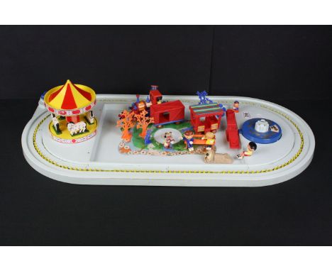 Corgi Magic Roundabout 853 Gift Set train set with figures and accessories, gd overall 