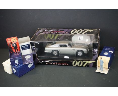 Boxed AutoArt James Bond 007 Goldfinger diecast model plus 2 x boxed Corgi Icon James Bond Special Edition figures to include