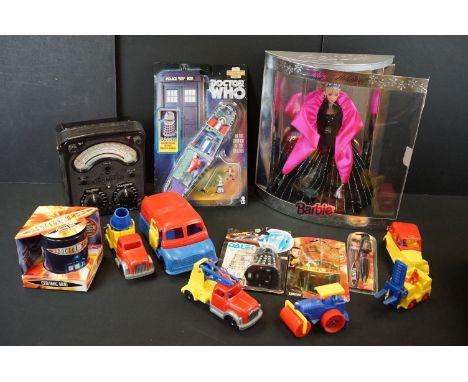 Collection of mixed toys to included boxed Mattel Barbie Special Edition Happy Holidays doll, 5 x carded Doctor Who (Bluebird