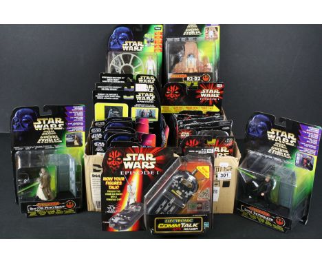 Star Wars - 39 Carded Hasbro / Kenner  figures featuring 20 x Tri-Logo (C3P0, Darth Vader, Yoda, Luke Skywalker, Princess Lei