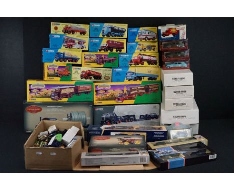 18 Boxed Corgi diecast models to include 7 x Corgi Classics (27501, 16302, 18401, 27201, 21401, 22001, 19901, 52001, 21901), 