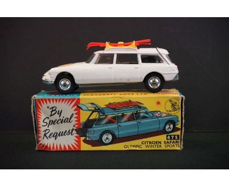 Boxed Corgi 475 Citroen Safari Olympic Winter Safari diecast model with 4 x skis &amp; 1 x pole, diecast vg with minimal wear