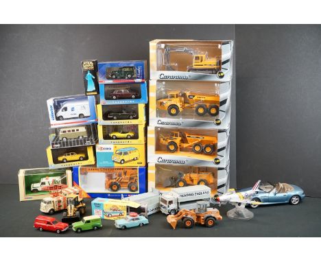 15 Boxed diecast models to include 6x Corgi (including Corgi Classic 06801 VW Camper, 236 Motor School Car in repro box, etc)