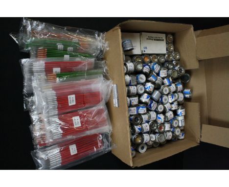 Ex shop stock - Around 250 various Humbrol Enamel modellers paints plus around 180 various paint brushes 