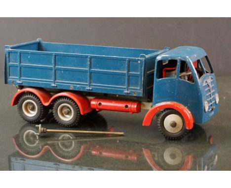 Shackleton Mechanical Foden Tipper Lorry model in blue, showing some play wear but gd overall example 