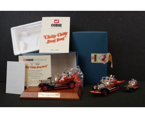 Boxed Corgi Originals H0234 Chitty Chitty Bang Bang 1967-1992 25th Anniversary diecast model with stand and certificate (vg),