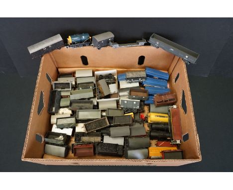 Around 70 OO gauge items of rolling stock to include Lima, kit built, Ratio etc 
