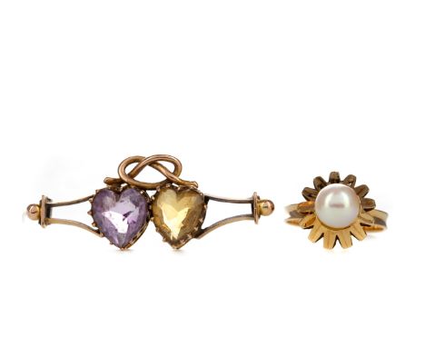 GEM SET BROOCH, set with a heart shaped purple and orange gem, unmarked, along with an unmarked pearl ring, size M, 7.1g gros