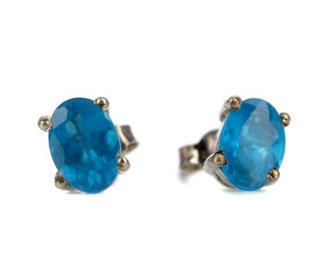 PAIR OF NEON APATITE STUD EARRINGS, set with oval neon apatite stones 7mm long, in silver, 1.2g