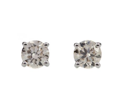 PAIR OF DIAMOND STUD EARRINGS, the round brilliant cut diamonds totalling approximately 1.02 carats, in eighteen carat white 