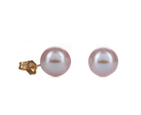 PAIR OF PEARL EARRINGS, the pinkish peach pearls 9mm in diameter, marked 375, 2.4g