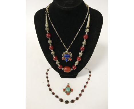 VINTAGE JEWELLERY INCL. YEMEN NECKLACE &amp; OTHER BEJEWELLED NECKLACES/ PENDANTS WITH TURQUOISE &amp; LAPIS LAZULI