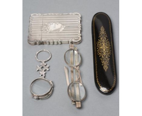 A PAIR OF EARLY 19TH CENTURY SPECTACLES with steel frames and silver ear pieces, no date or maker, (lion passant and leopard'
