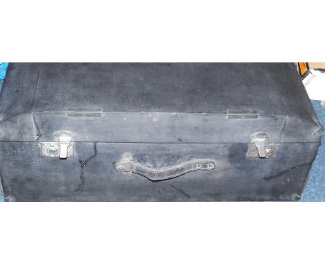 A vintage vehicle luggage trunk, in black, 80cm long, 46cm wide, 28cm high.