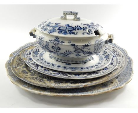 A Gildea & Walker, late Meyers, pottery soup tureen, cover and stand, late 19thC, decorated in blue and white in the onion pa