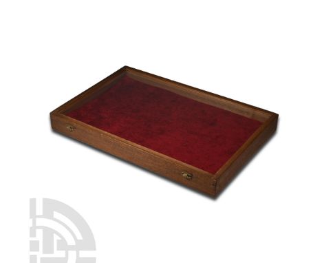 Vintage Velvet Lined Wood Display Case. 20th century A.D. With a velvet lined raised insert, glass top and hinged clasps to t