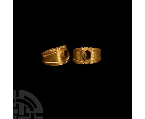3rd century A.D. With broad hoop, incised lines to shoulders, plaque with cell. Cf. Ruseva-Slokoska, L., Roman Jewellery, Sof