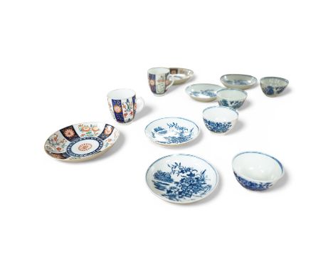 Two pairs of Worcester blue and white teabowls and saucers in ‘Fence’ pattern and another Dr. Wall period coffee cup and sauc