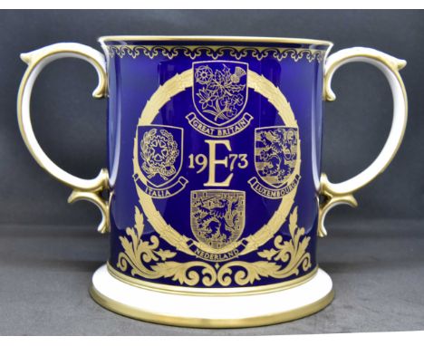 Spode two handled loving cup to commemorate Britains entry into the Common Market 1973, number 37 of 500, in original box