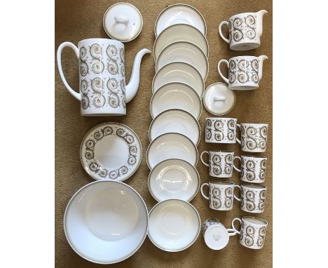 Susie Cooper Venetia 22 piece coffee set, coffee pot, 2 milk jugs, sugar bowl, 6 small cups, 1 large bowl and 1 side plate.