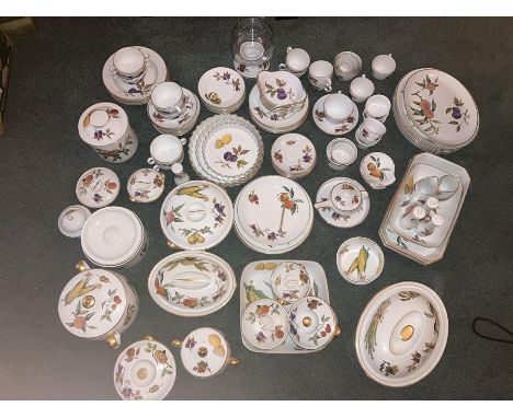 A large quantity of Royal Worcester Evesham pattern dinner and tea ware to include 4 bowls, 4 plates, 2 plates, 6 tea plates,