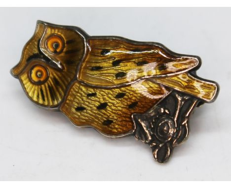 A Norwegian silver and enamel brooch formed as an owl., length 2.5cm.  