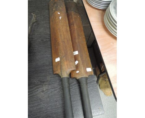 Two vintage cricket bats Lamberts Frank Lawson and Dennis Moor Ltd Nottingham 'The Autograph'