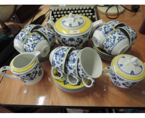 A portuguese part tea service