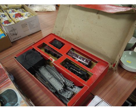 A Rovex 00-gauge model electric train set, in original box (distressed).