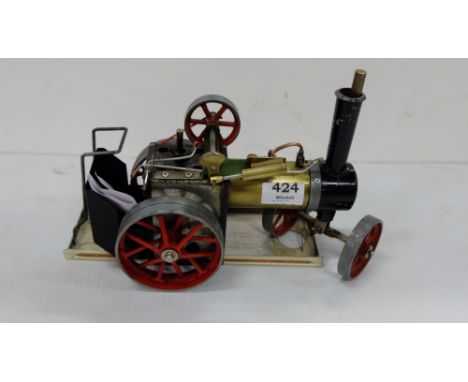 Mamod Live Model Steam Traction Engine, with spirit burner, good working condition, copper pipes, flywheel, front suspension 