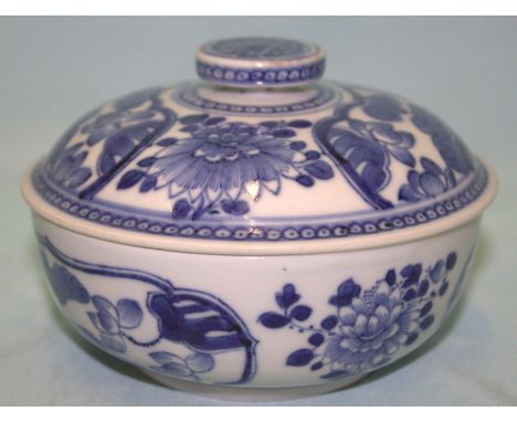 17th/18thC Chinese kangxi Period Blue And White Lidded Bowl, Decorated With Peonies And Water Lilly, Chinese Seal Mark To The