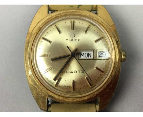 LOT OF GENT'S WRIST WATCHES,including Sekonda, Timex and Templar, also a Philo hand telescope and costume jewellery