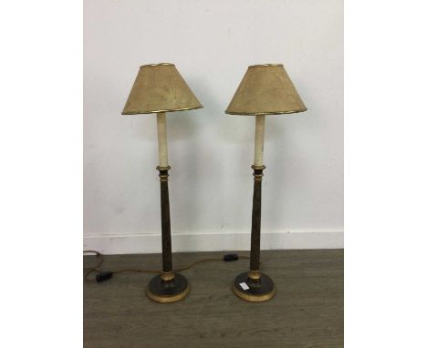 PAIR OF COLUMN TABLE LAMPS,along with a gilt table lamp (3)