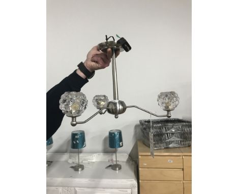 3 LIGHT CEILING LIGHT