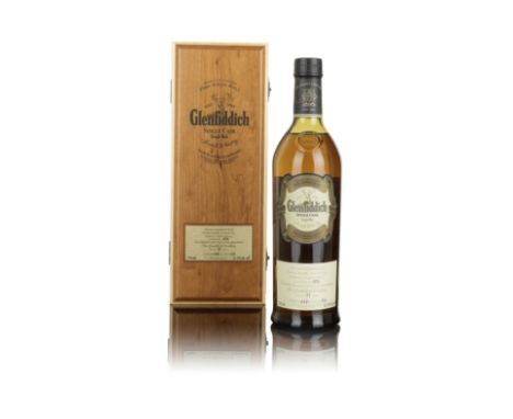  Glenfiddich Single Cask-31 year old-1976Distilled 6th September 1976, matured &amp; bottled 16th January 2007 at The Glenfid