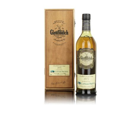  Glenfiddich Private Vintage-1975Specially selected for Cathay Pacific. Distilled, matured &amp; bottled at The Glenfiddich D