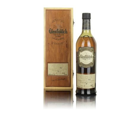  Glenfiddich Vintage Reserve-35 year old-1961Distilled, matured &amp; bottled by William Grant &amp; Sons.Cask #9015. Bottle 