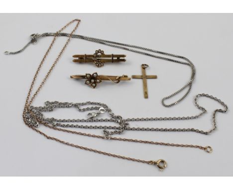 A collection of yellow and white gold jewellery to include two 15ct gold and seed pearl bar brooches, one modelled as a belt 