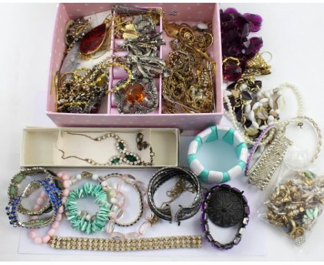 A quantity of vintage and contemporary costume jewellery and a floral decorative box containing costume jewellery to include 