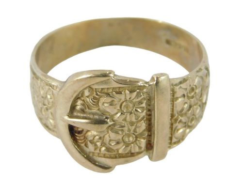 A 9ct gold buckle ring, with hammered floral decoration, ring size T, 4.2g all in. 