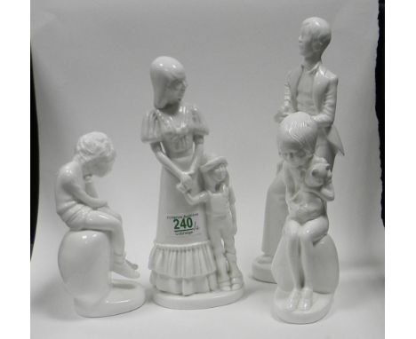 Four Spode James Shaw figurines: one damaged 