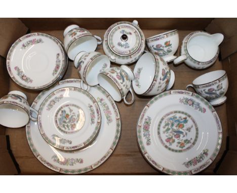 Wedgwood Kutani Crane to include cups, saucers, a lidded sugar, a cake plate, larger side plates and others (Qty).  In good c