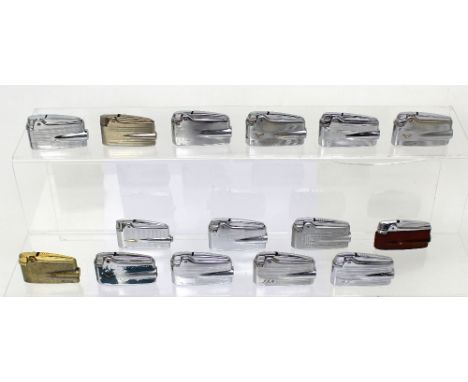 Fifteen vintage Ronson 'Varaflame' model cigarette lighters to include silvered examples, Art Deco examples etc, two boxed (1