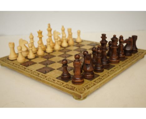 Good quality chess board &amp; chess pieces 