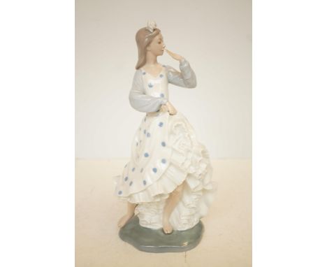 Large Nao figure of a dancing lady Height 37 cm 